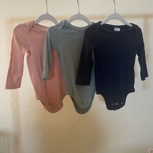 HANNA ANDERSSON cotton onesie bundle.